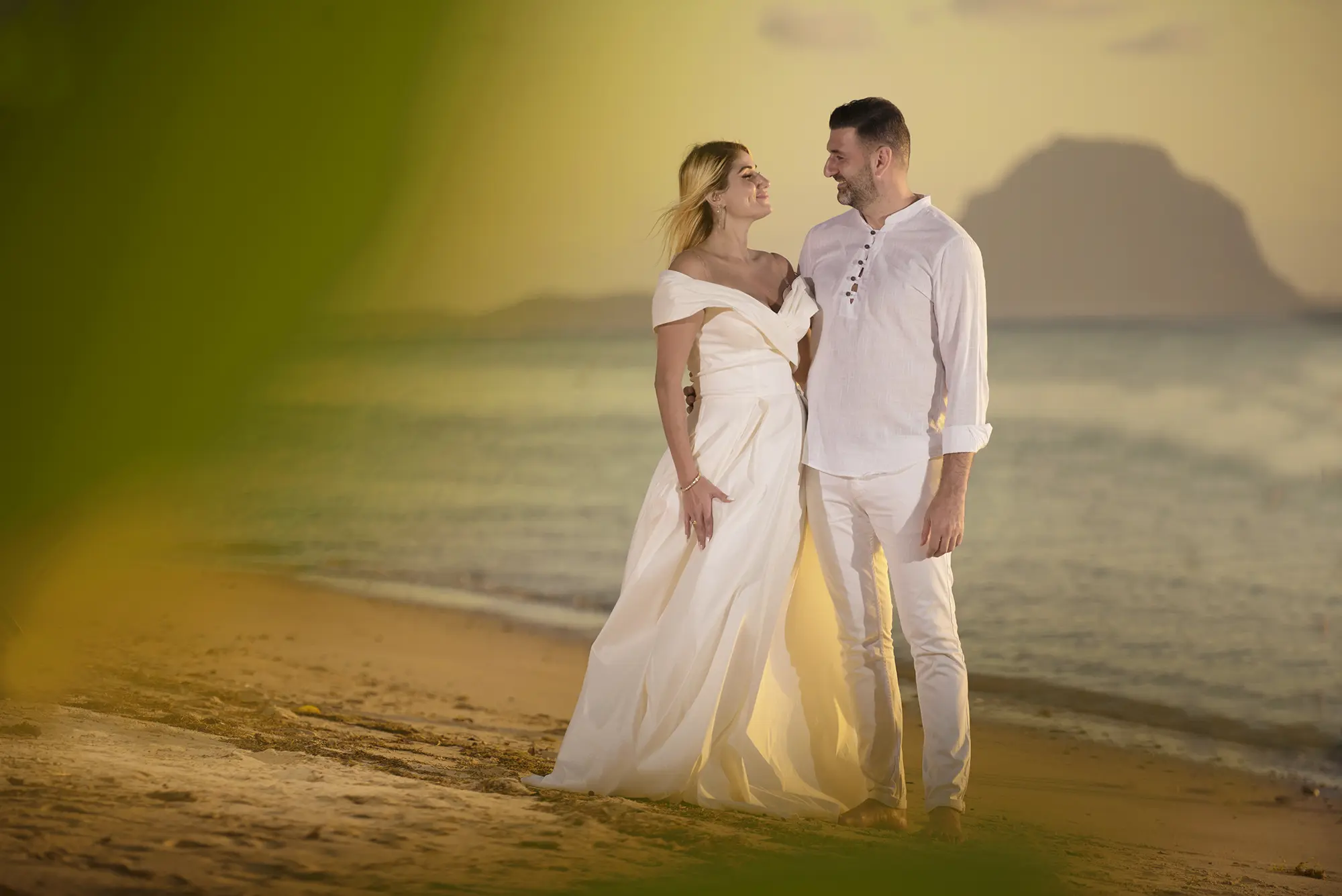 Golden hour couple photoshoot Mauritius at sunset