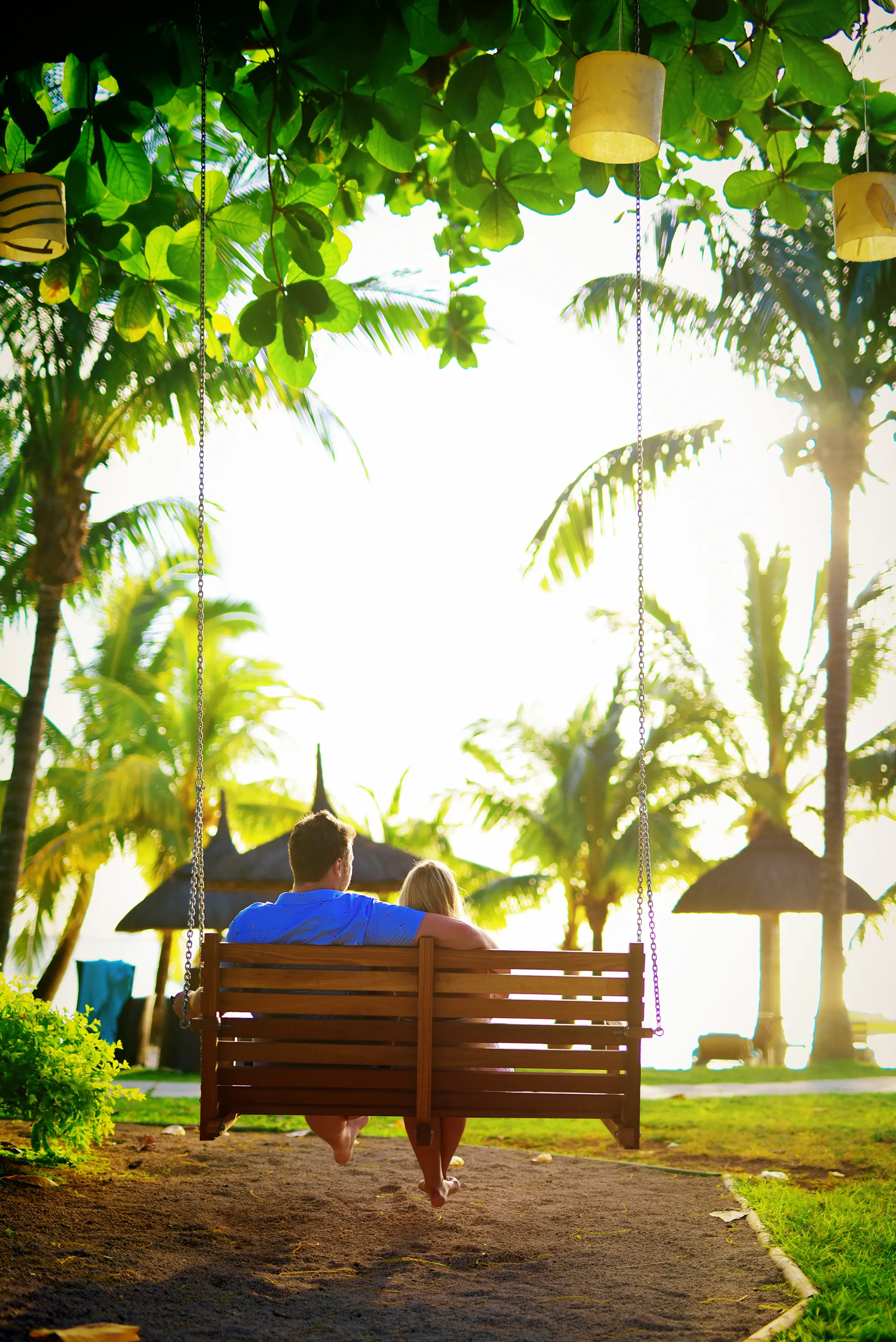 Couple photoshoot Le Morne honeymoon